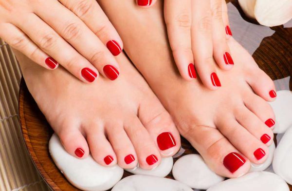Shellac Manicure & Classic Pedicure Combo
